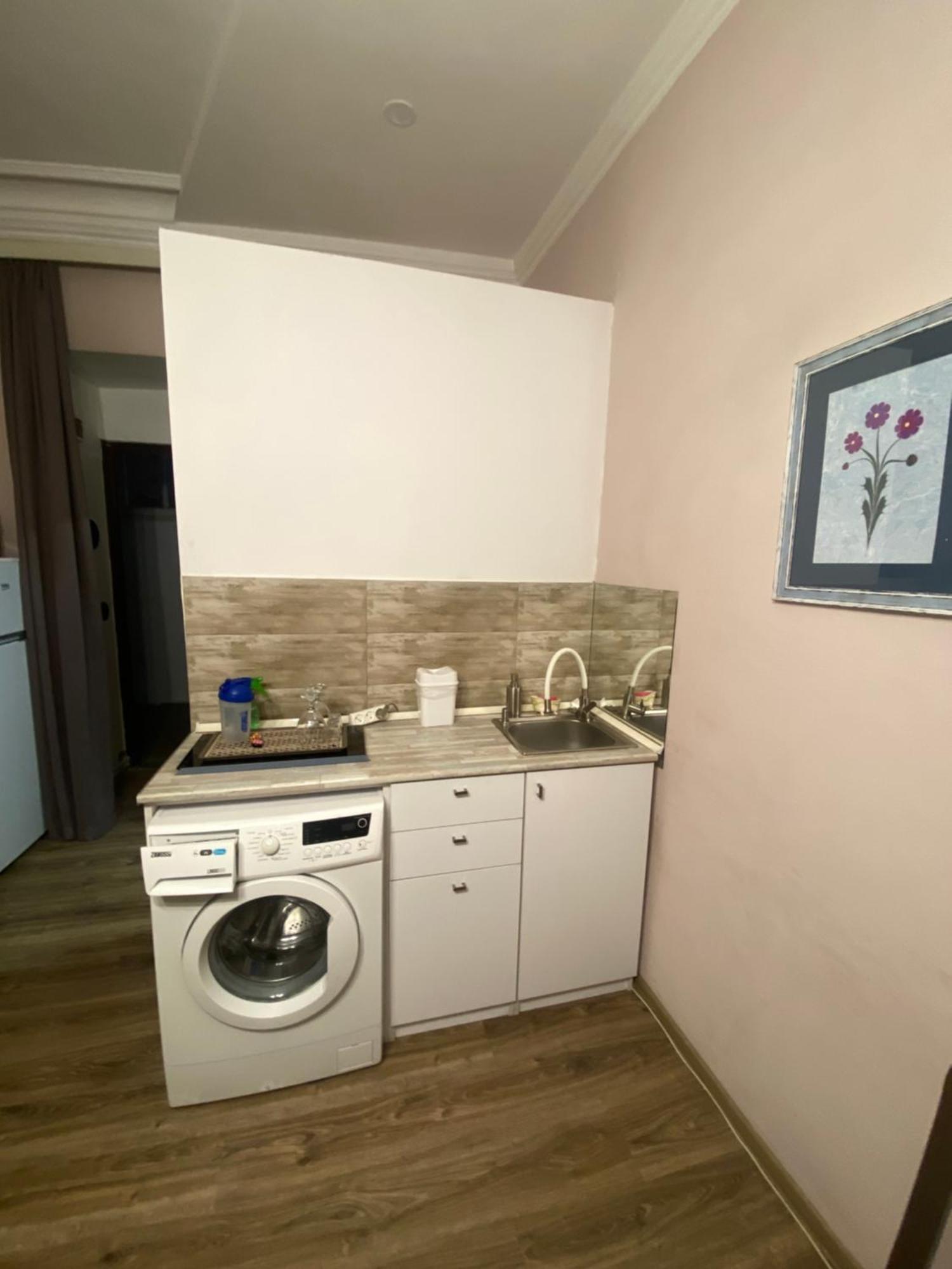 Art Apartment In Kala Tbilisi Historic District Exterior foto